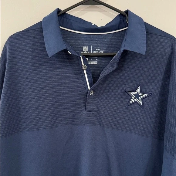 Men’s Nike dri fit cowboy football collared shirt - Picture 3 of 5